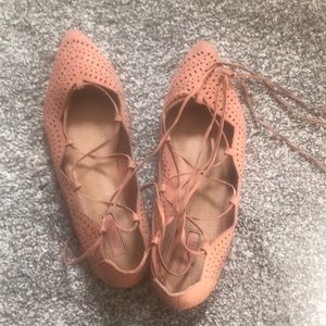 pink shoes